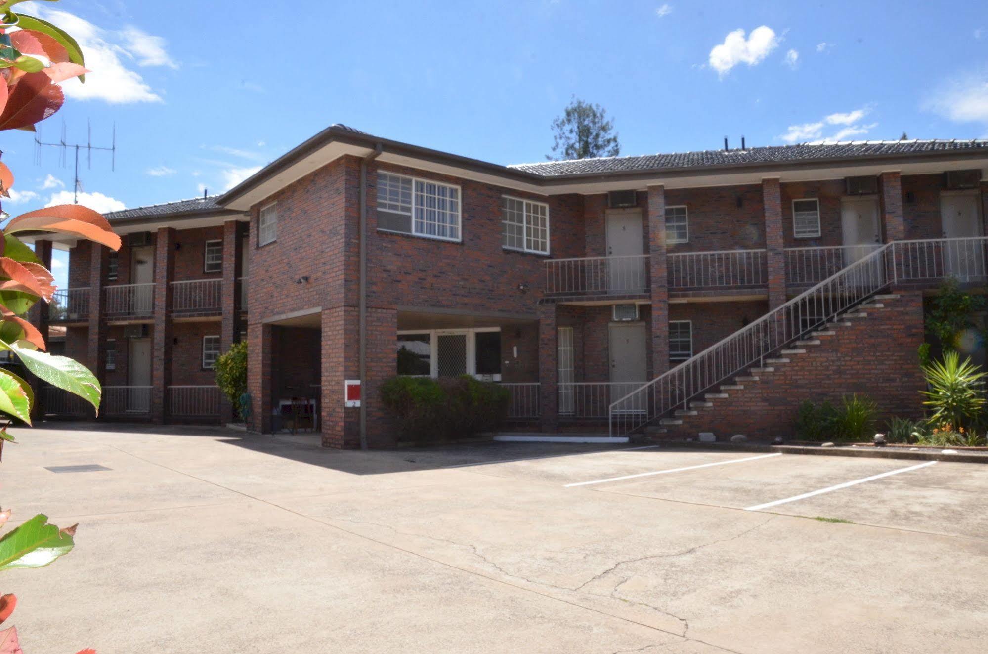 Margeurita Motel